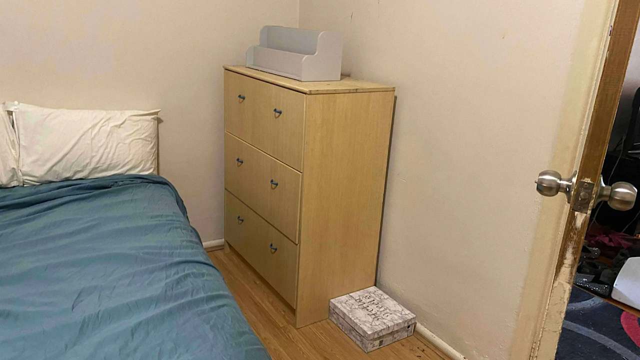 Unfurnished room in a share house