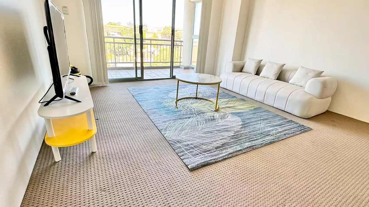 Whole property with 2 rooms for rent