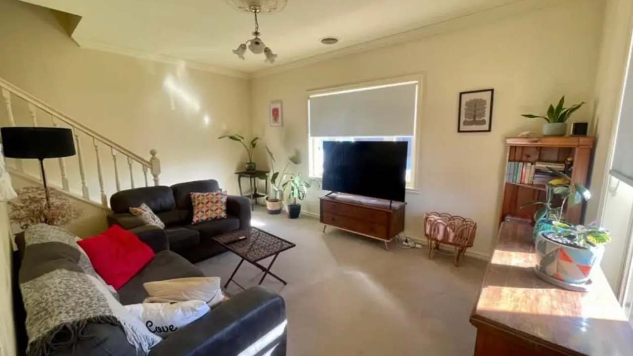 Unfurnished room in a share house