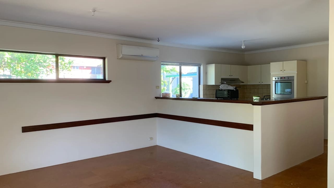 Whole property with 2 rooms for rent