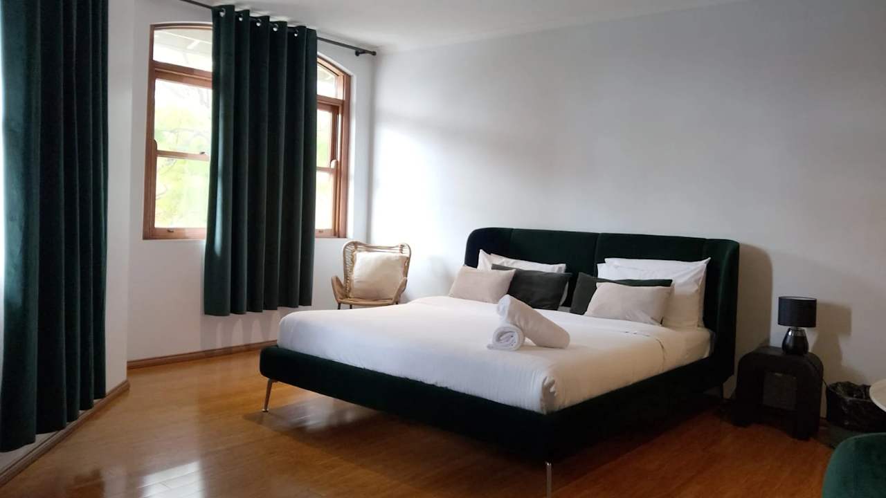 Furnished room studio flat for rent