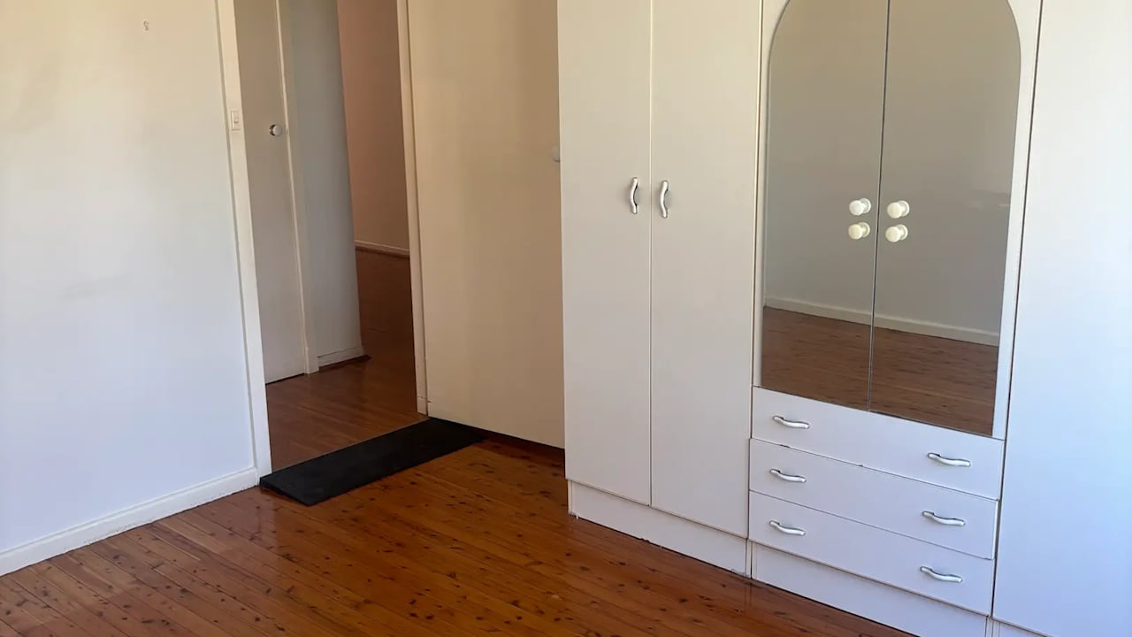Unfurnished room in a share house