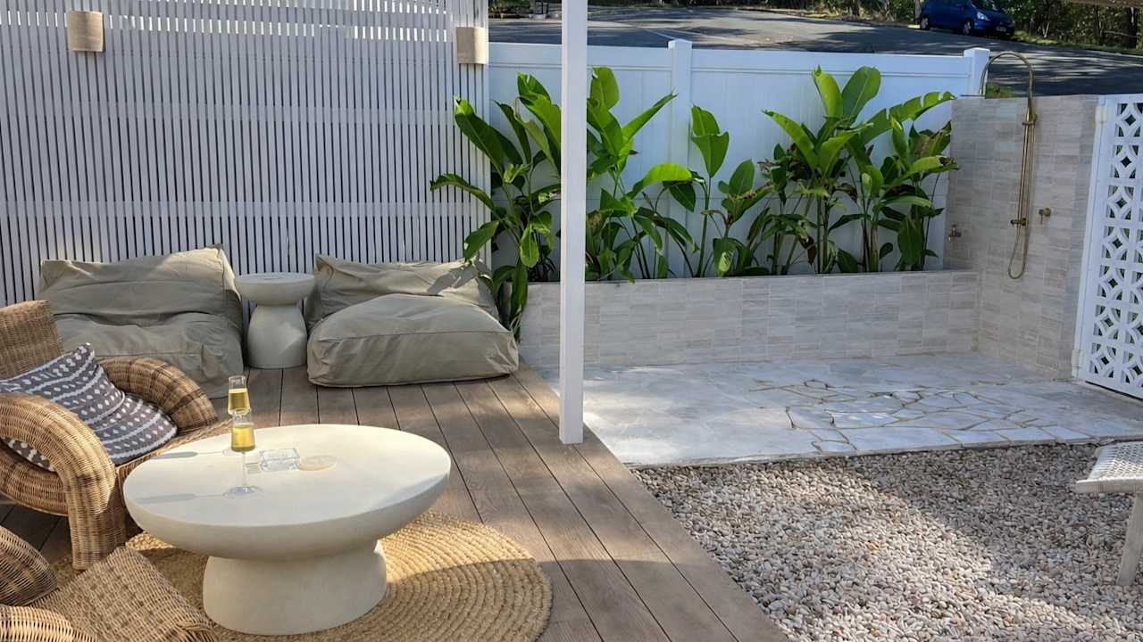 Whole property with 2 rooms for rent