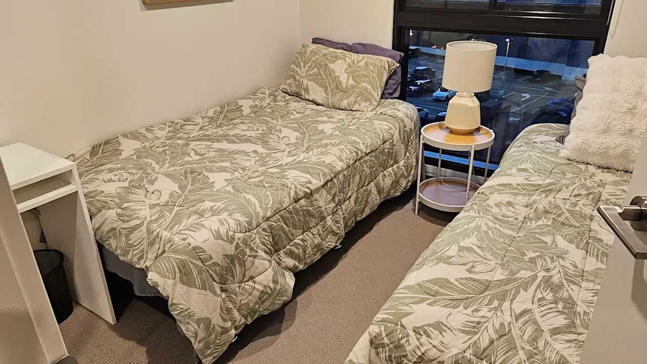 Furnished room with own bathroom
