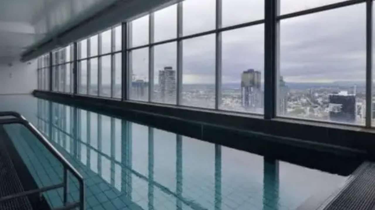 Whole property with 2 rooms for rent