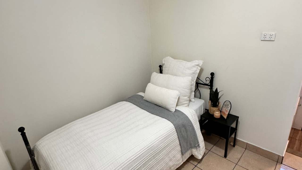 Furnished room studio flat for rent