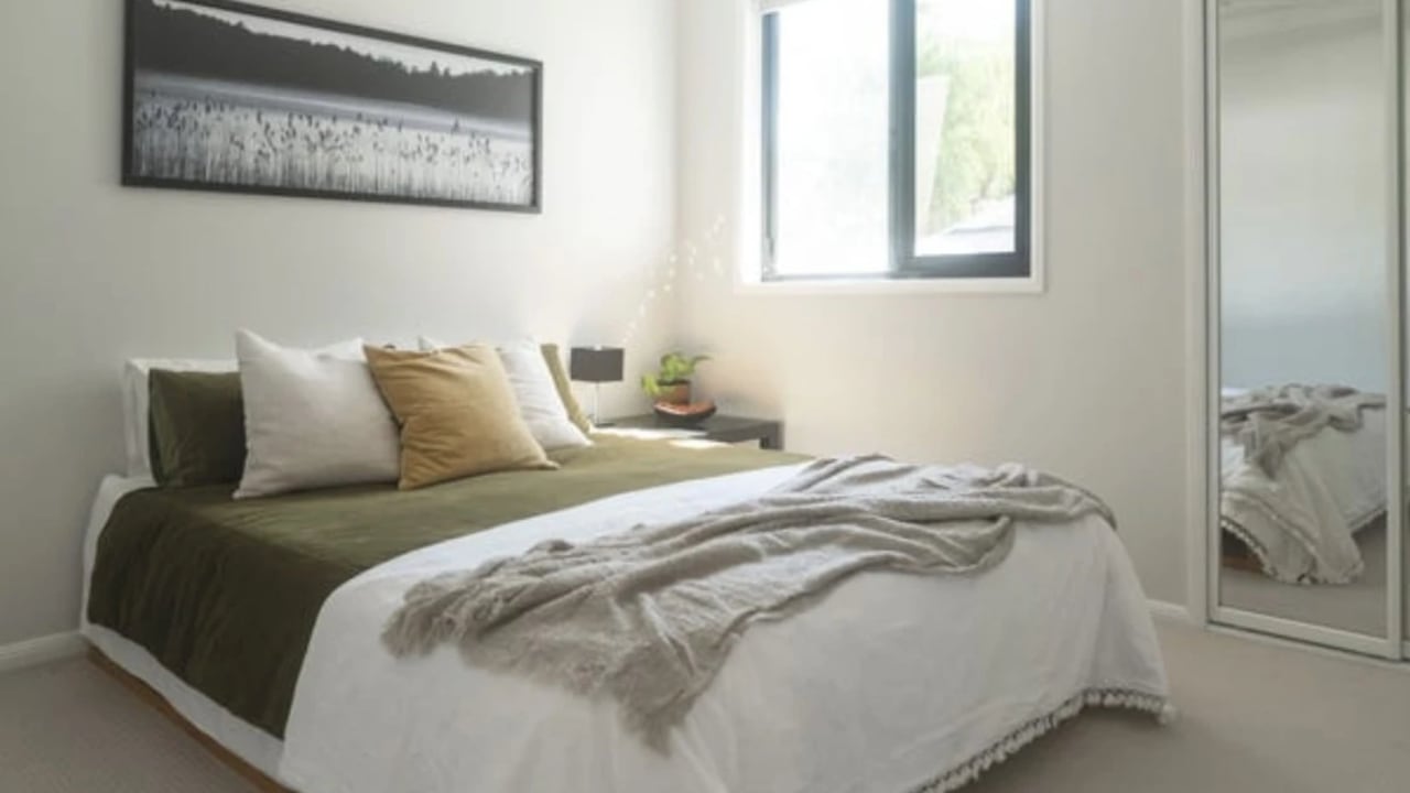 Unfurnished room in a share house