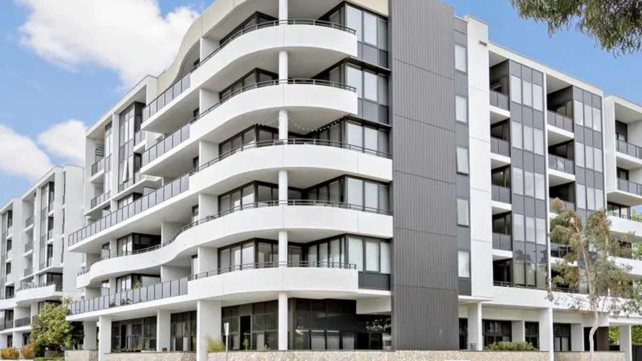 Whole property with 2 rooms for rent