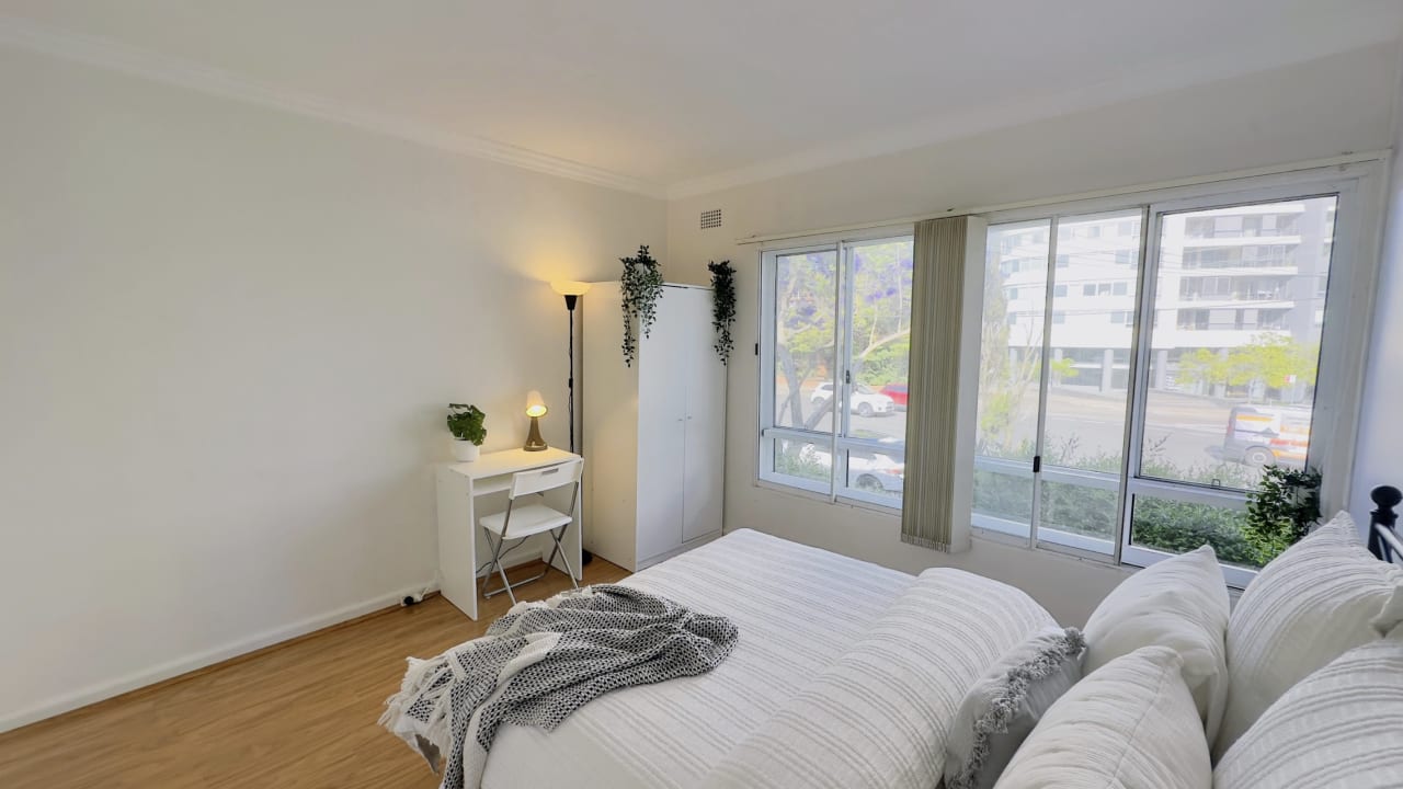 Furnished room in a share house