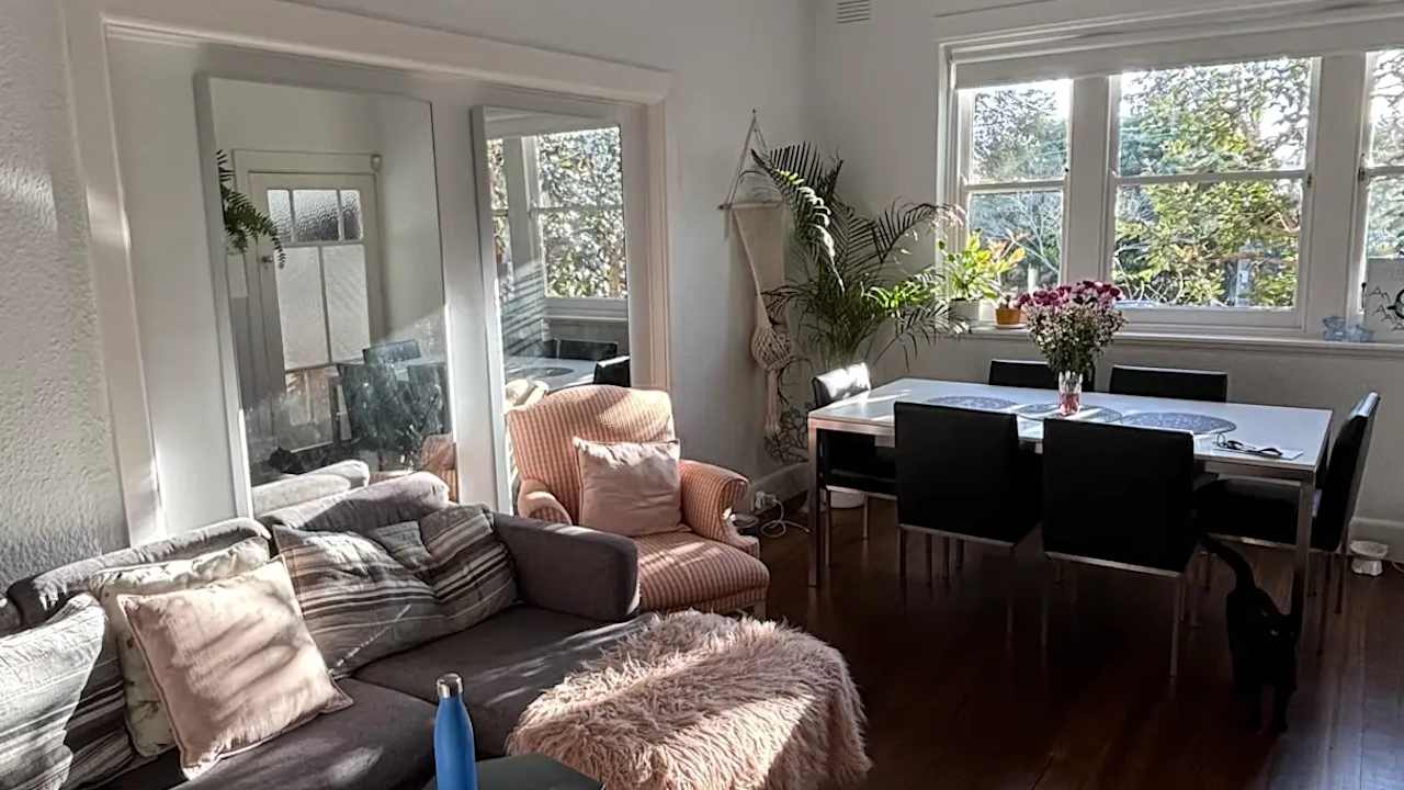 Furnished room in a flatshare