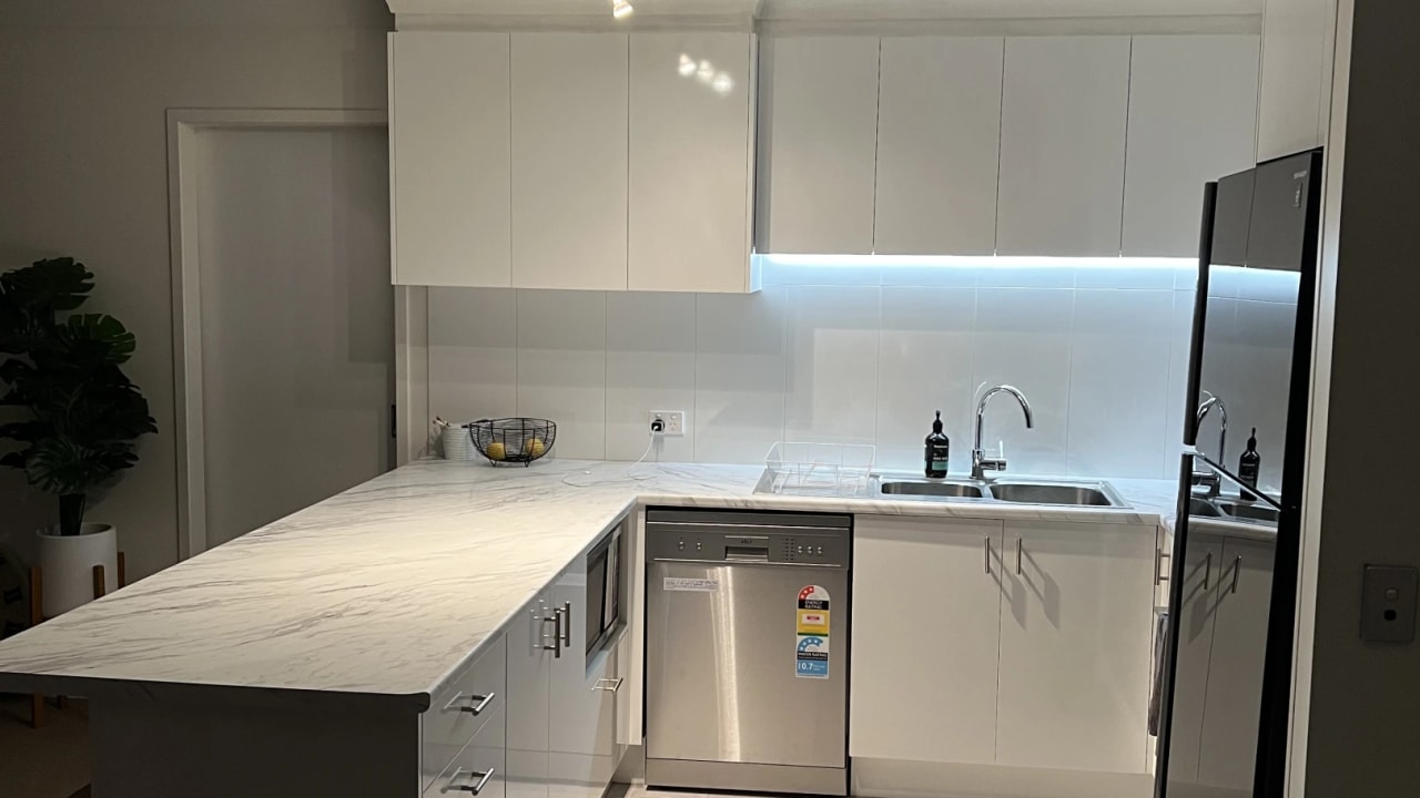 Whole property with 3 rooms for rent