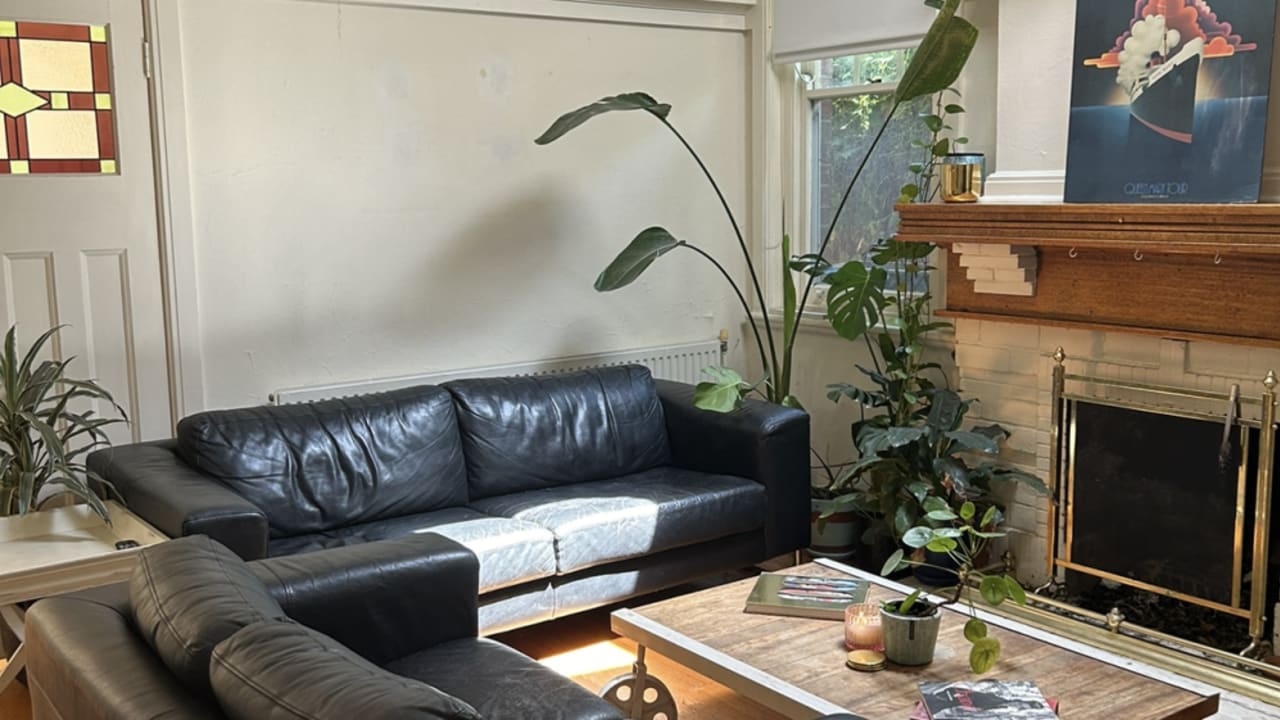 Unfurnished room in a share house