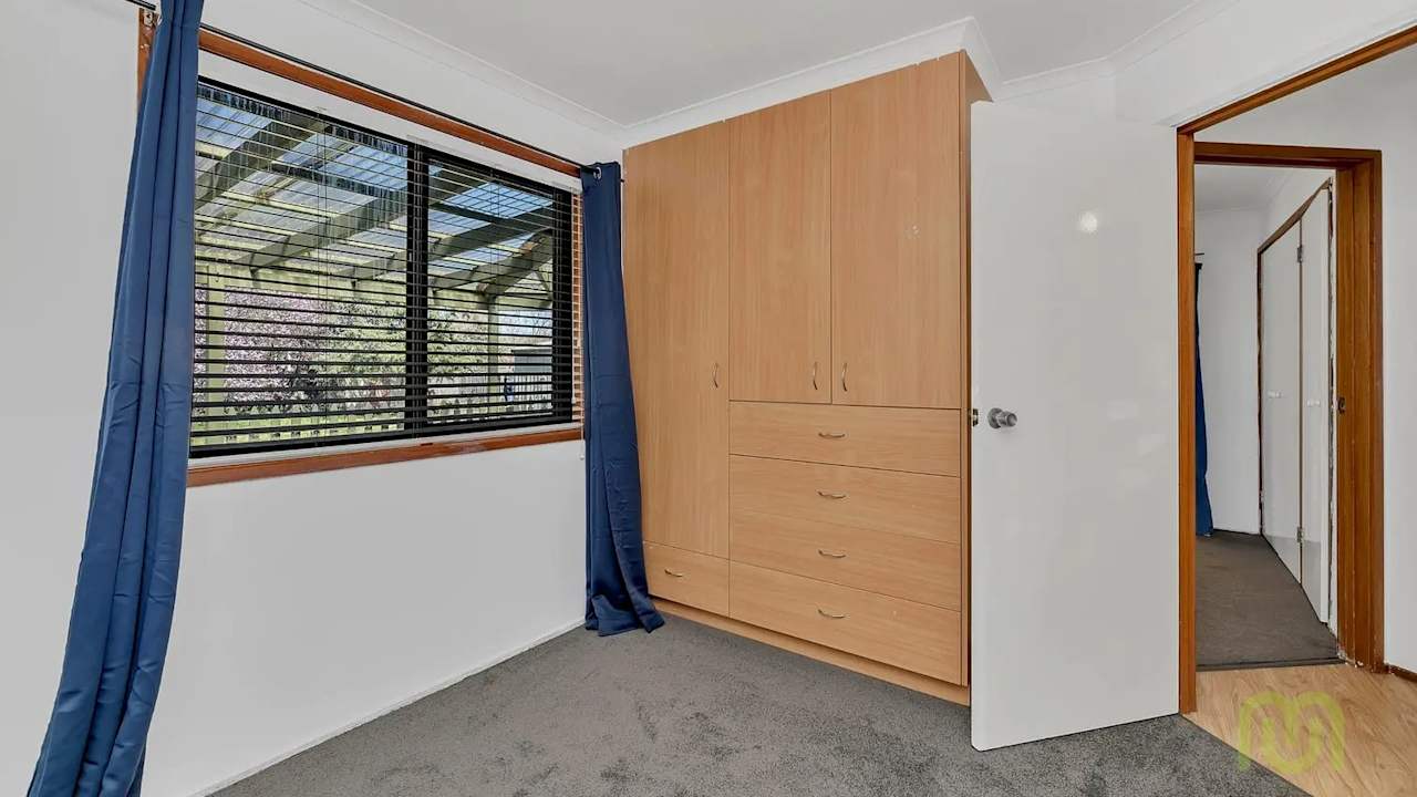 Unfurnished room in a share house