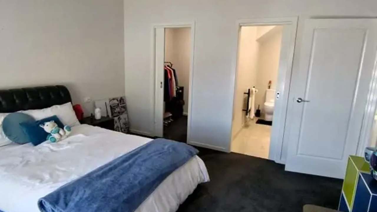 Unfurnished room with ensuite in a share house