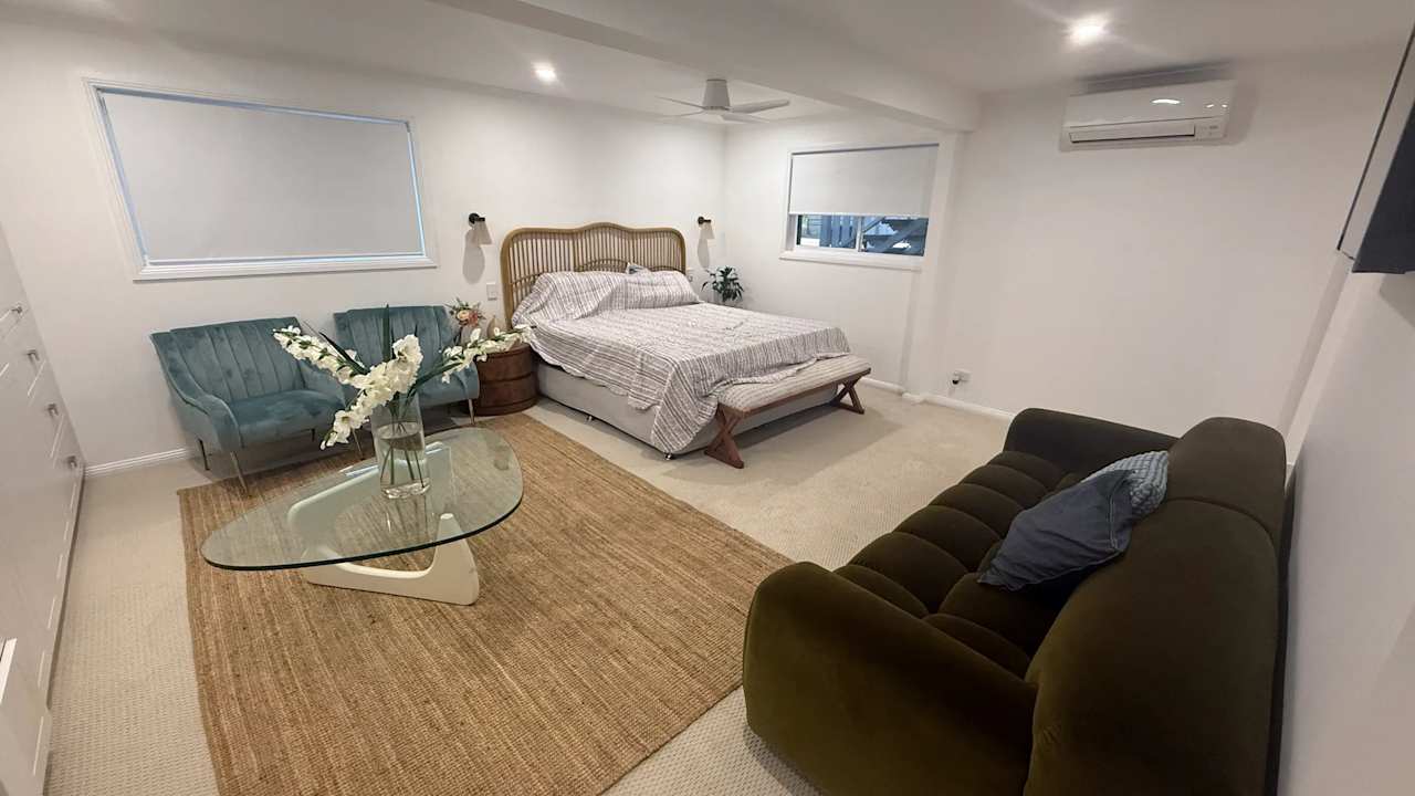 Furnished room studio flat for rent