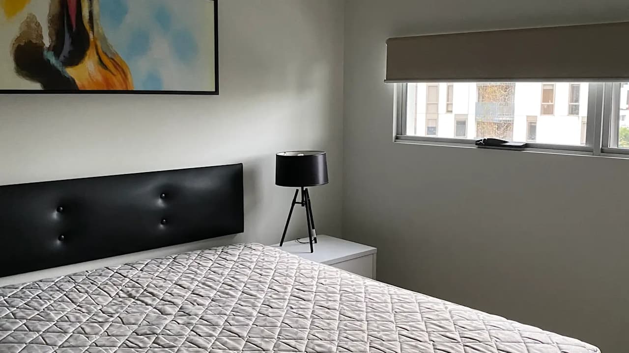 Furnished room with ensuite in a flatshare