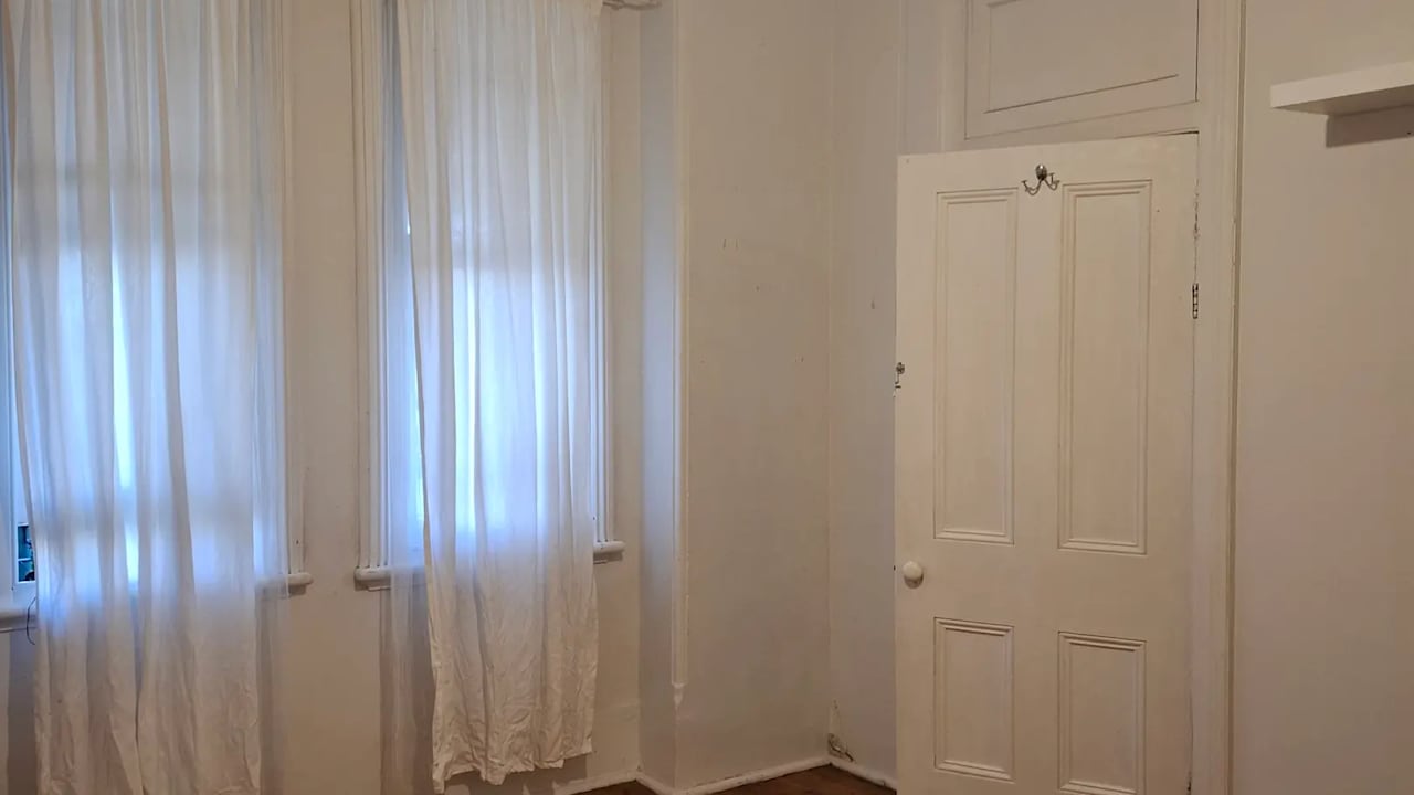 Unfurnished room in a share house