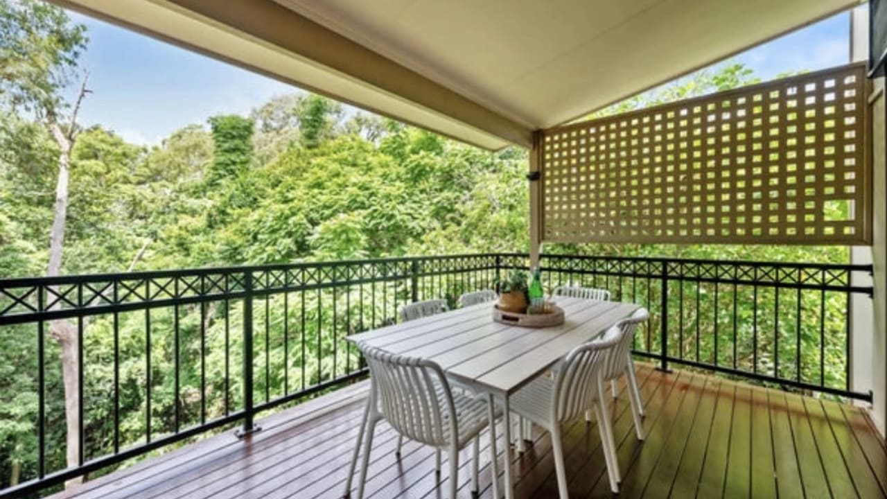 Furnished room with ensuite in a share house