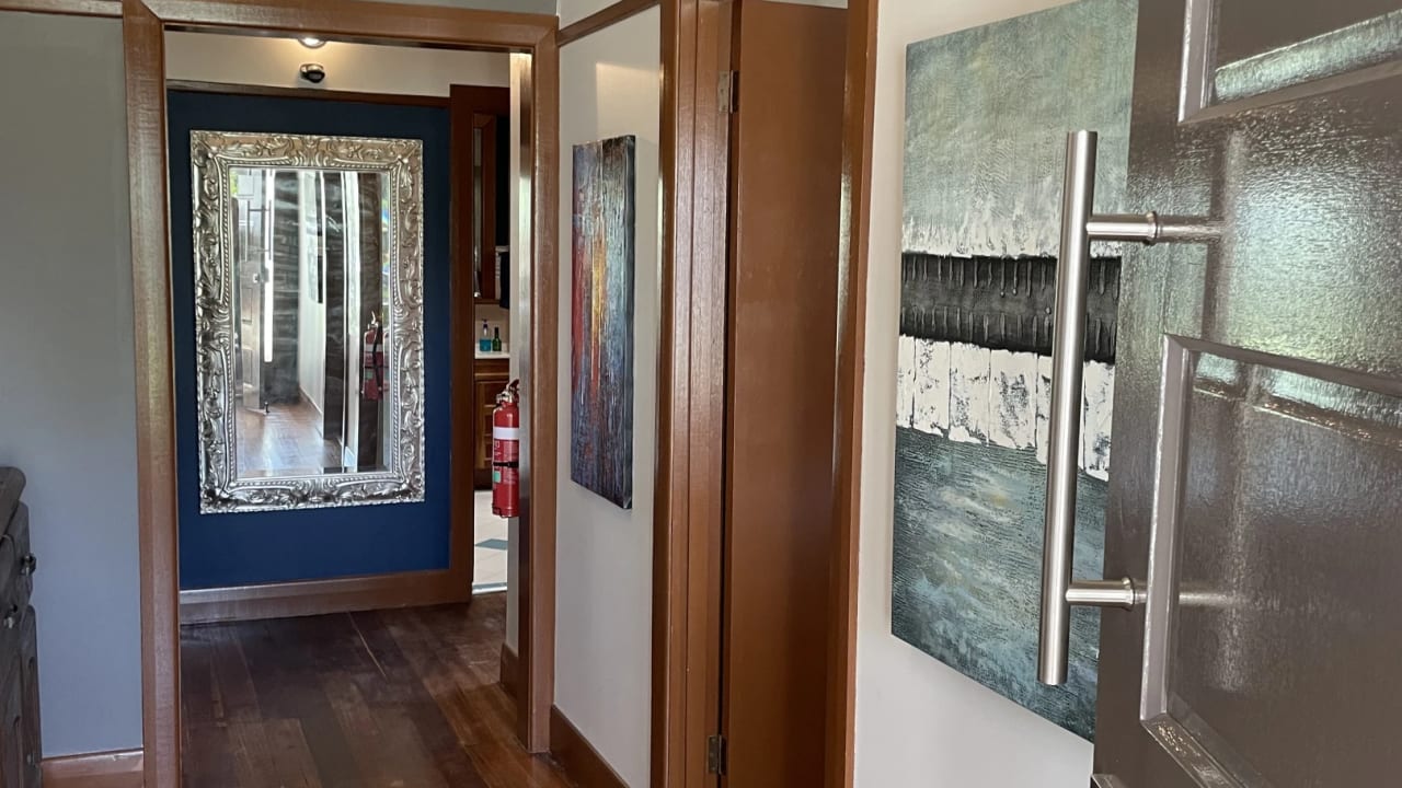 Furnished room in a share house
