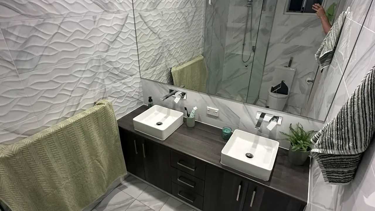 Unfurnished room with ensuite in a share house