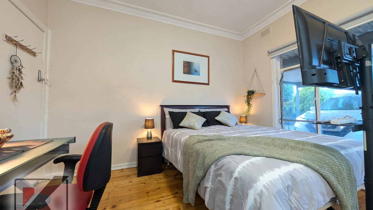Furnished room with ensuite in a share house