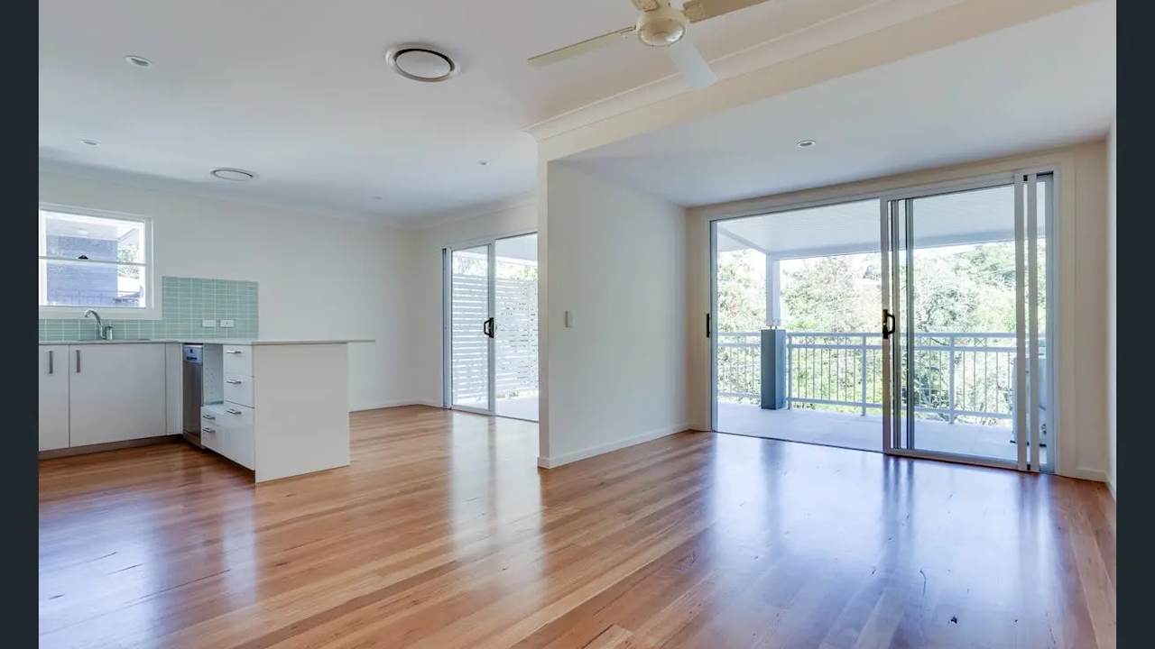 Unfurnished room with own bathroom