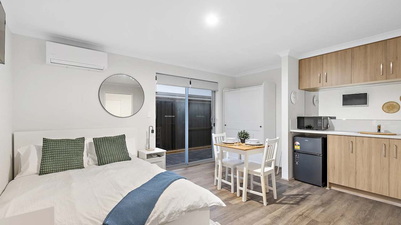 Furnished room with ensuite in a share house