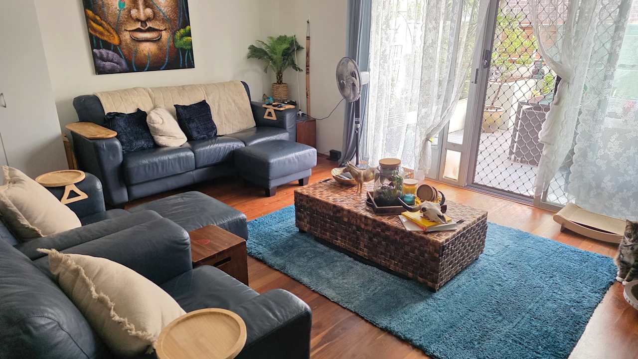 Furnished room in a share house
