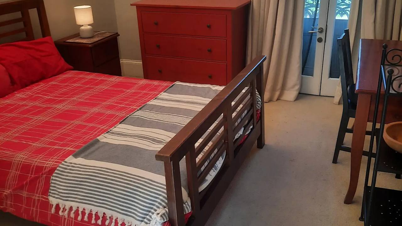 Furnished room in a share house