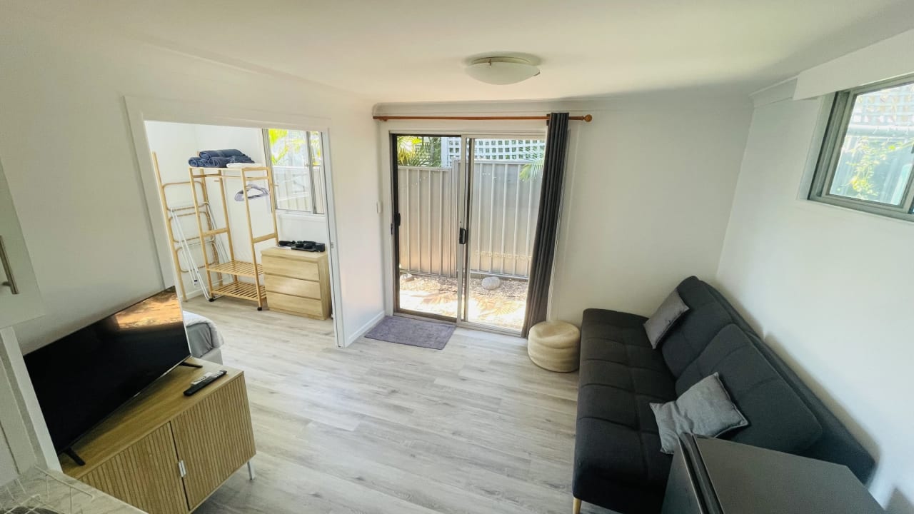 Furnished room granny flat for rent