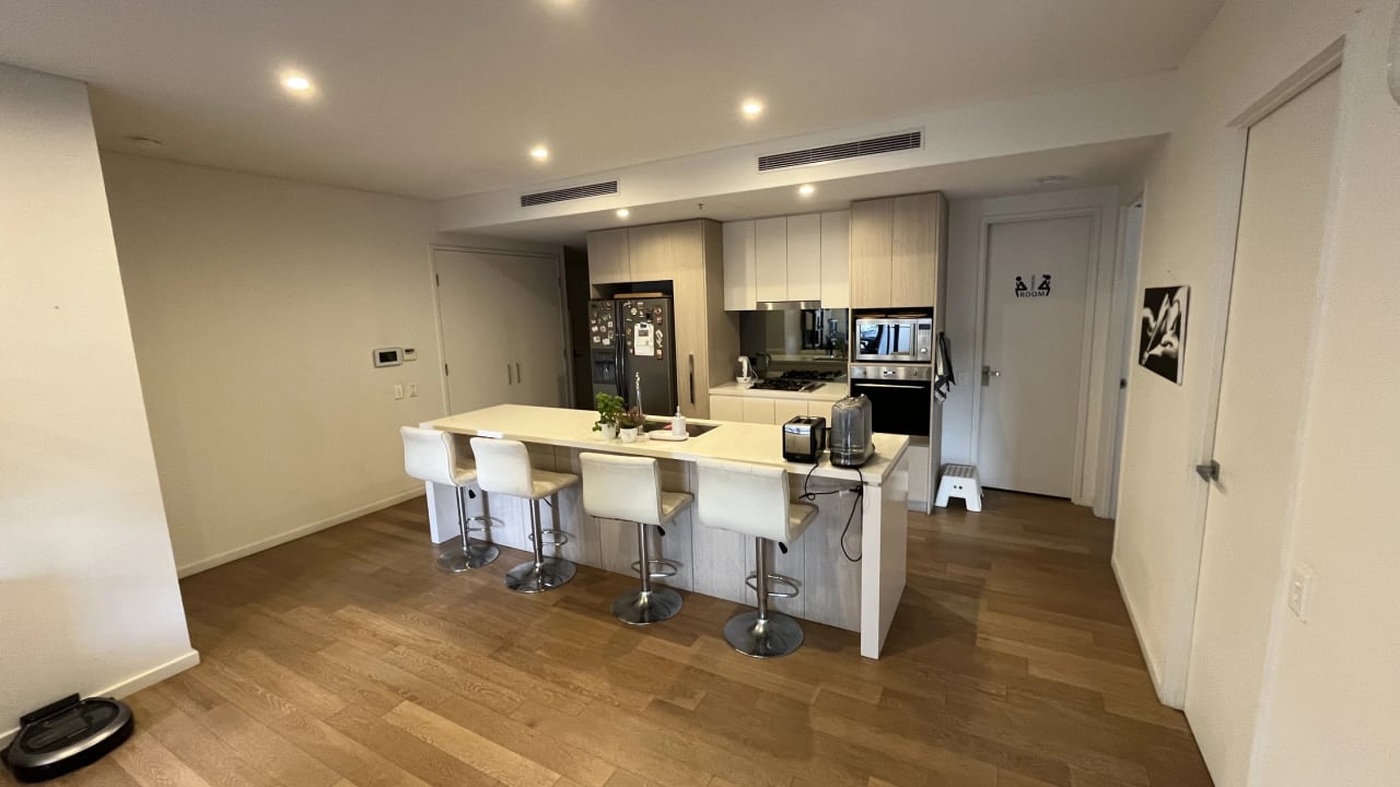 Furnished room in a flatshare