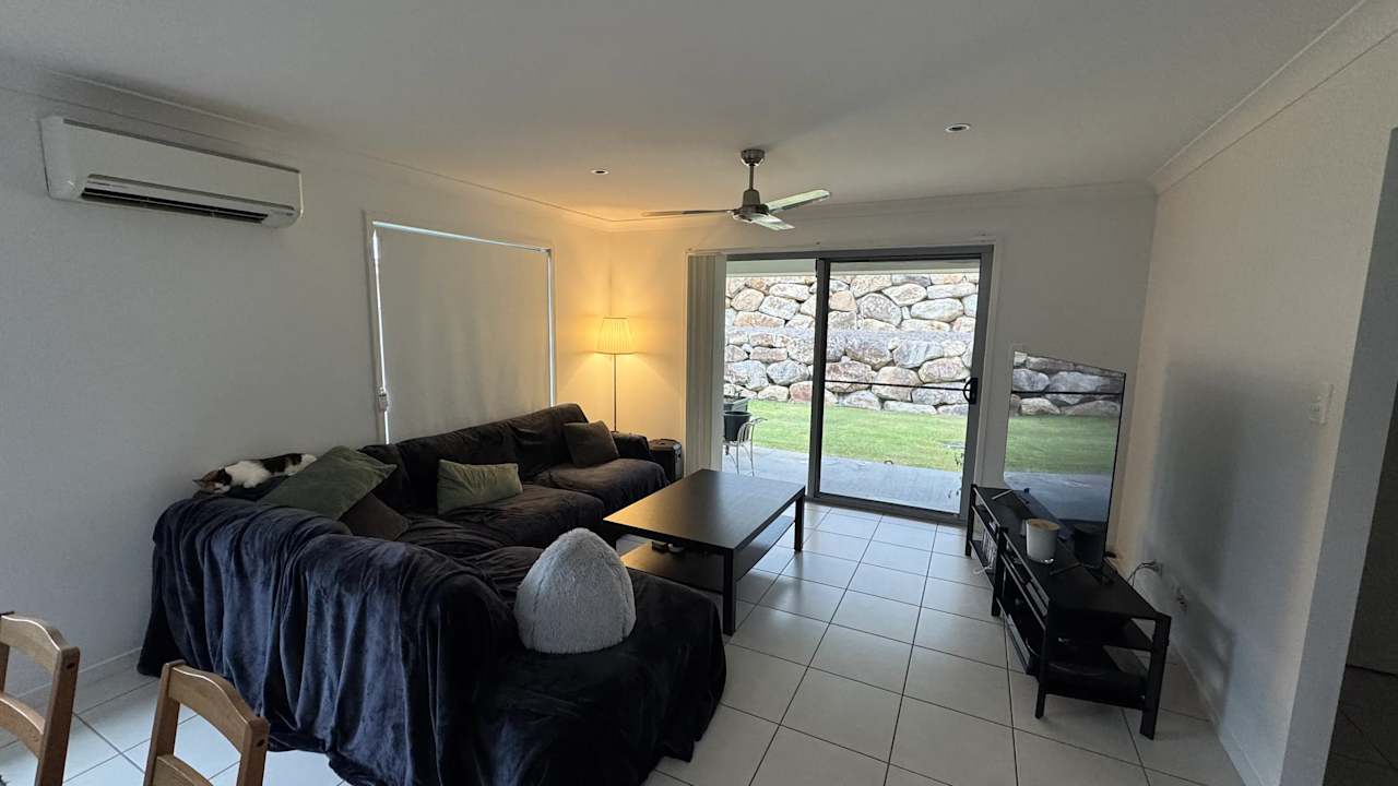 Unfurnished room in a share house