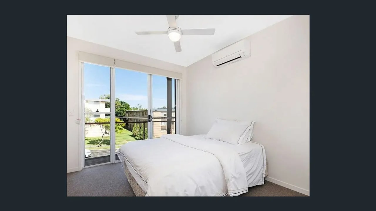 Unfurnished room with own bathroom