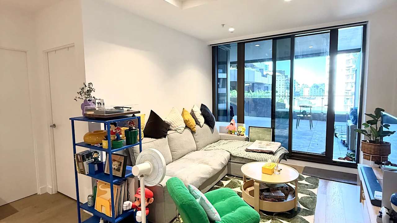 Furnished room with own bathroom