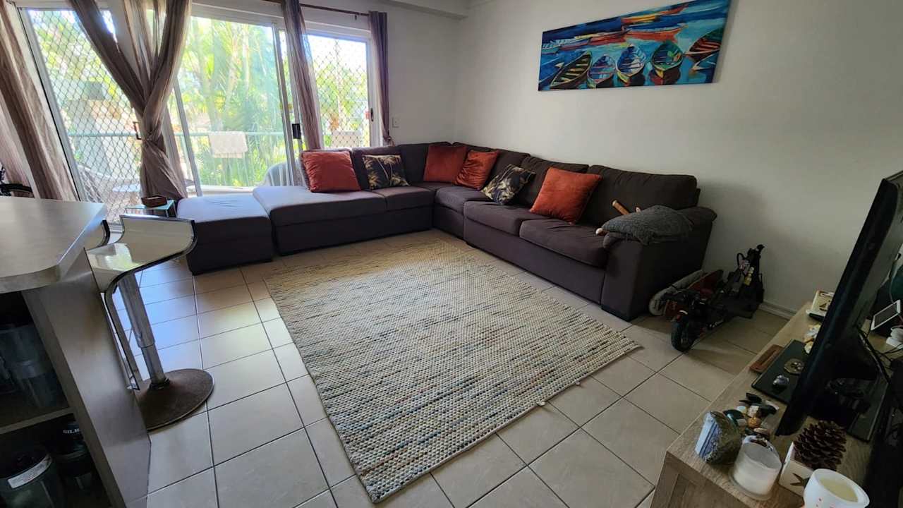 Furnished room with own bathroom