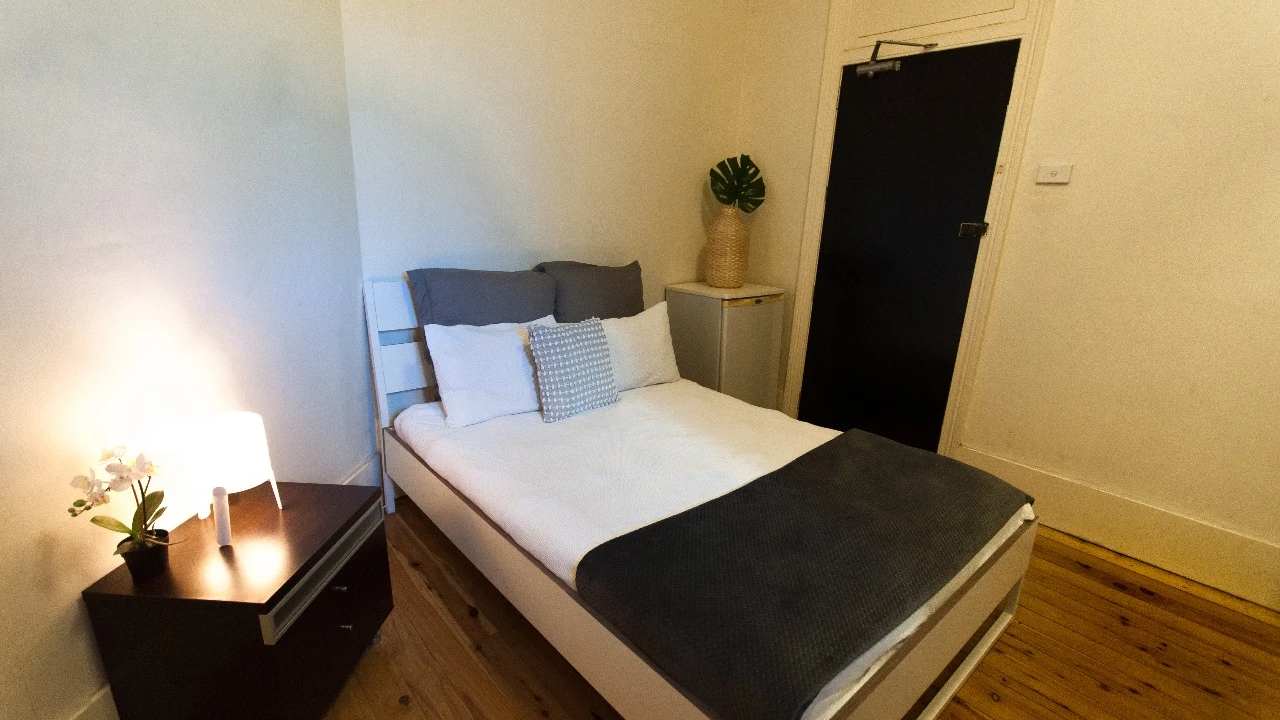 Furnished room in a share house