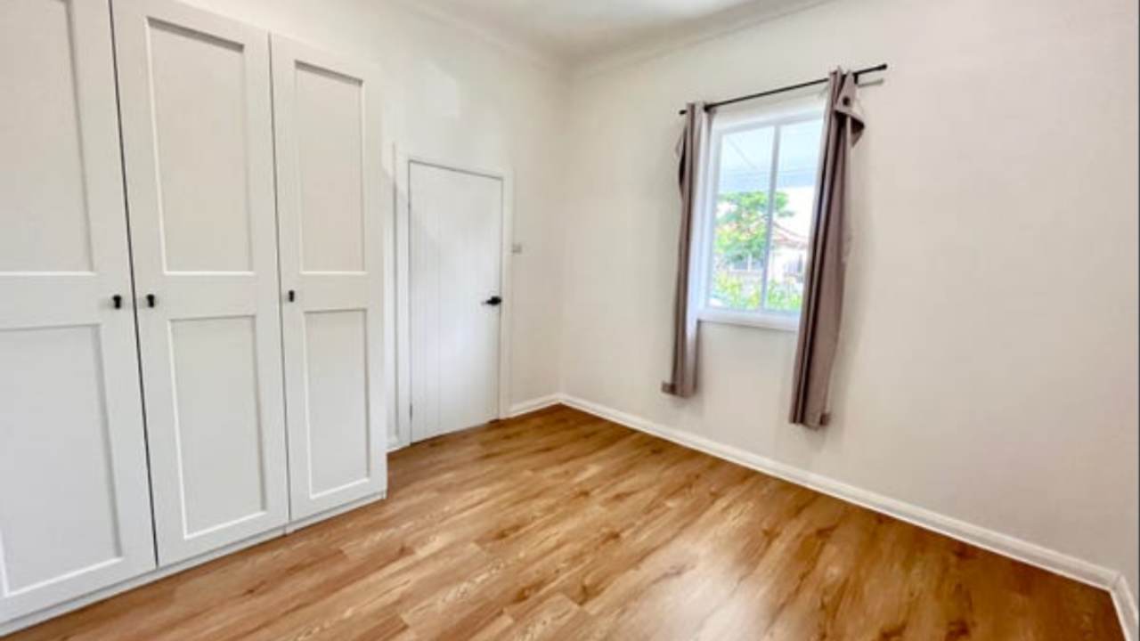 Unfurnished room in a share house