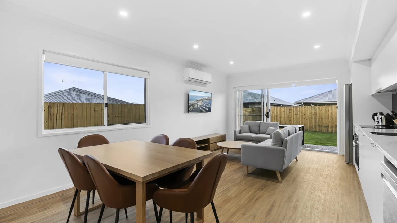 Furnished room with ensuite in a share house