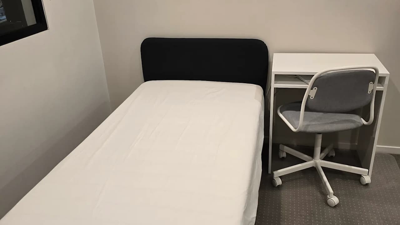 Room with ensuite in a flatshare