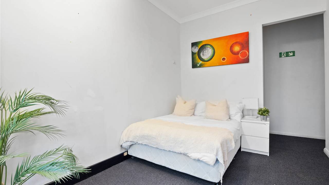 Furnished room in a share house