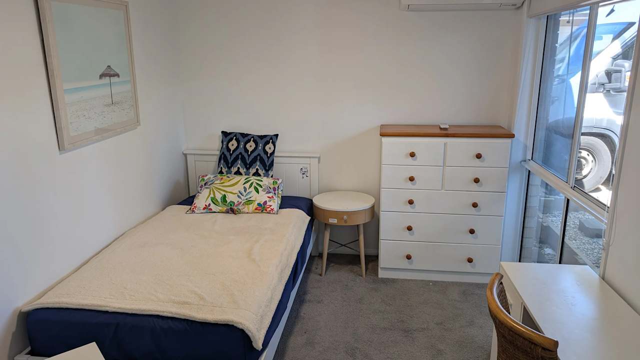 Furnished room with own bathroom