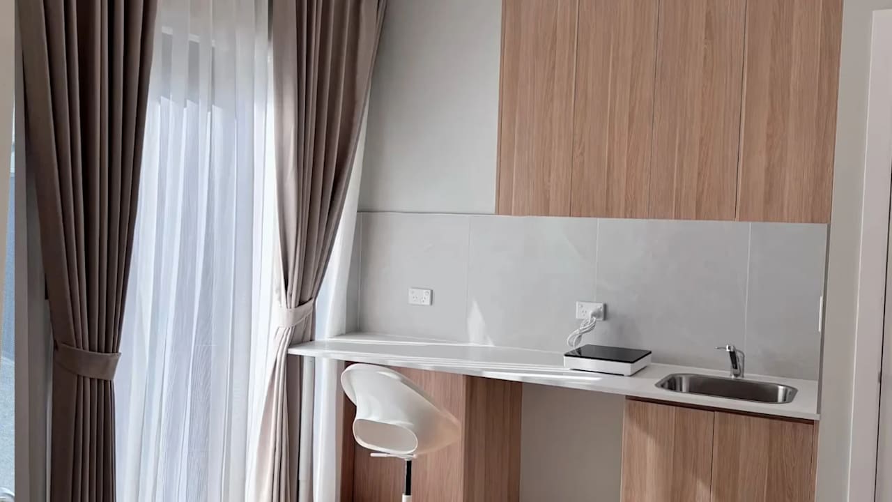 Furnished room with ensuite in a share house