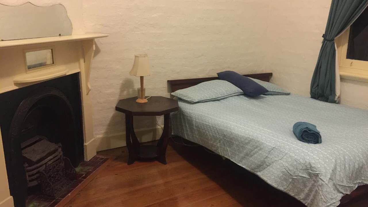 Room in a share house
