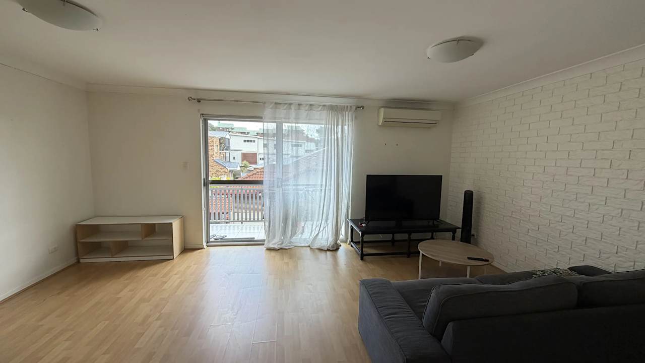 Unfurnished room in a share house