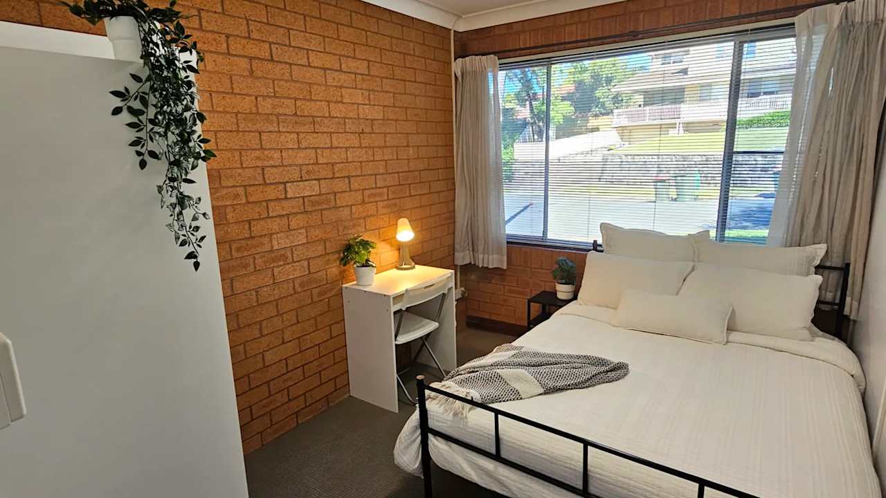 Furnished room in a share house