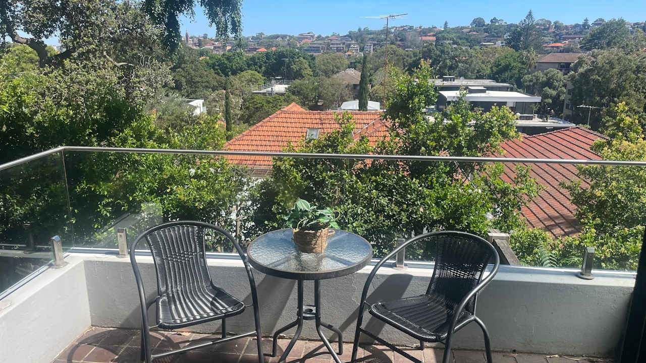 Room in a share house