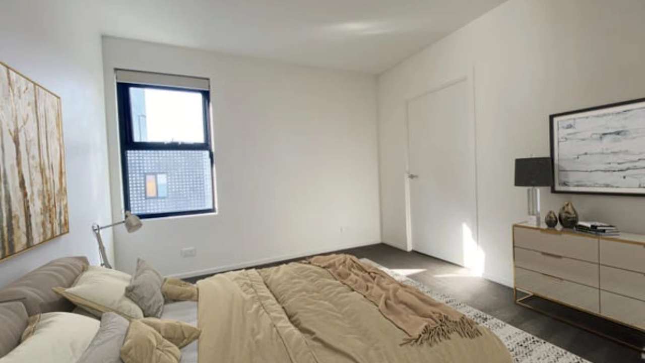 Whole property with 2 rooms for rent