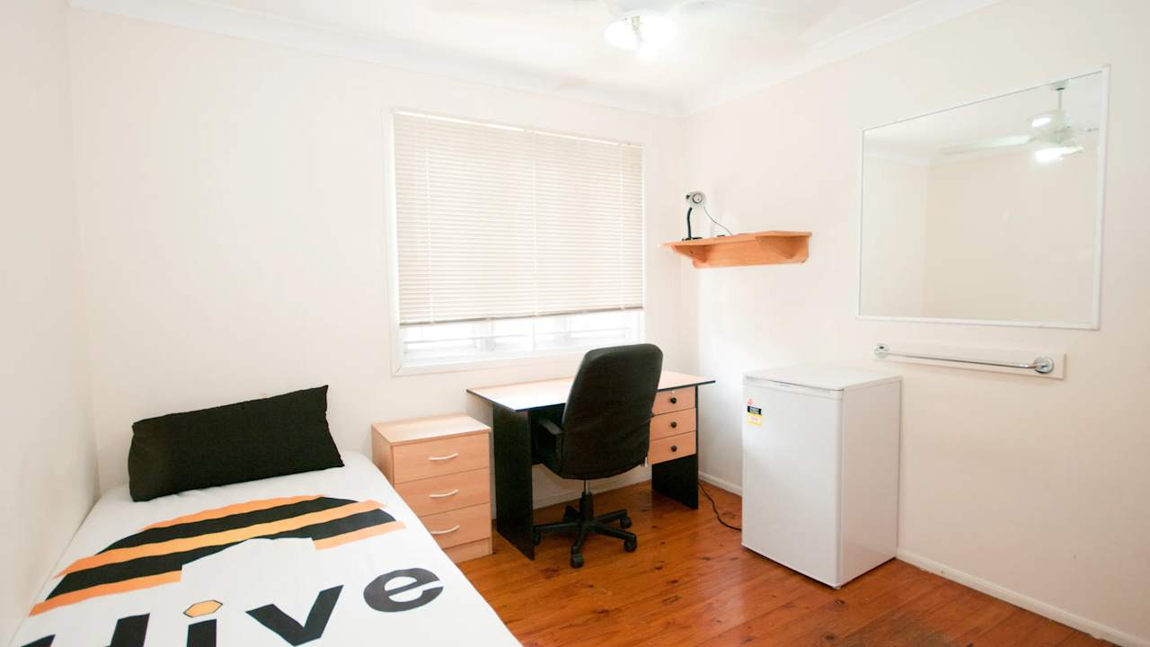 Furnished room in a share house