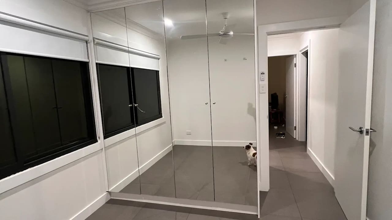 Furnished room in a share house
