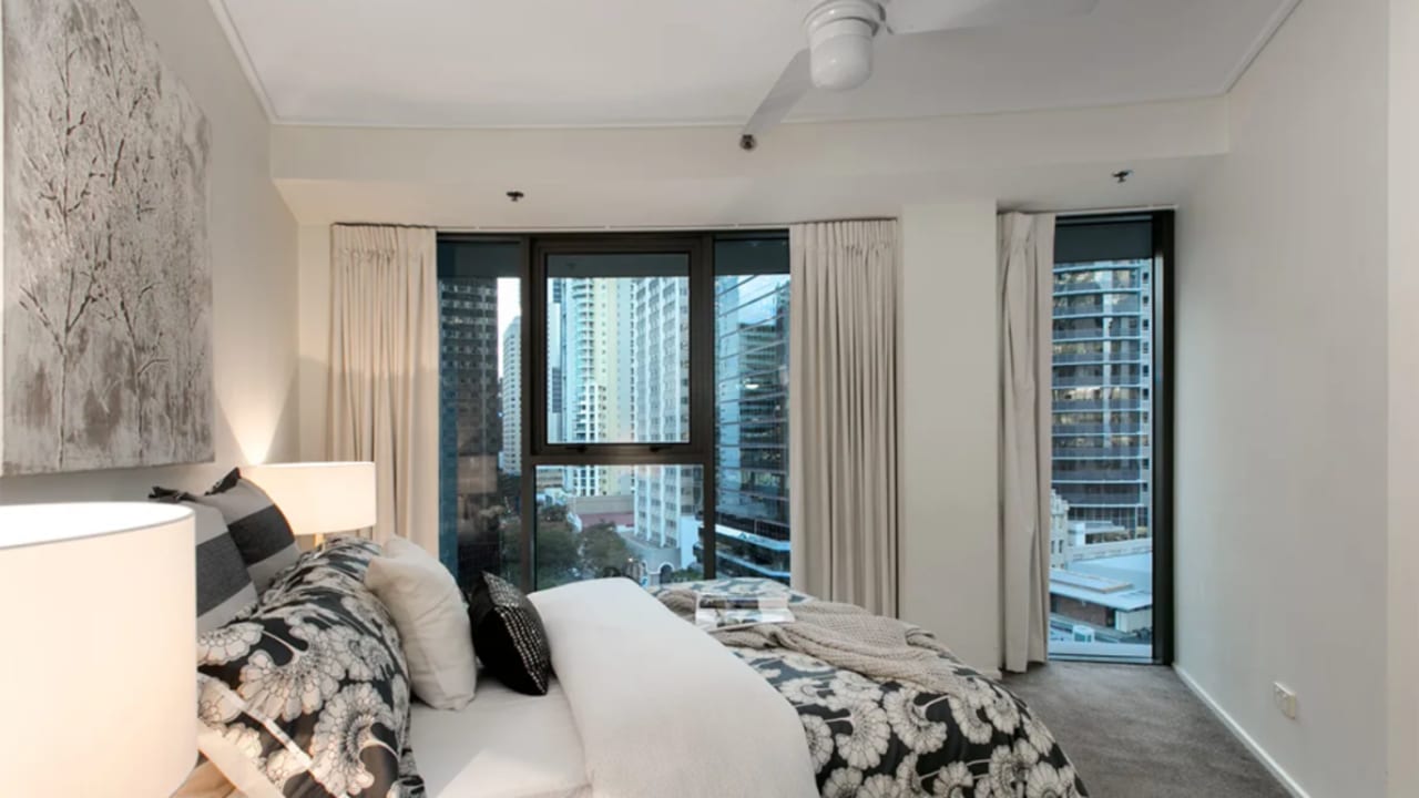 Unfurnished room with own bathroom